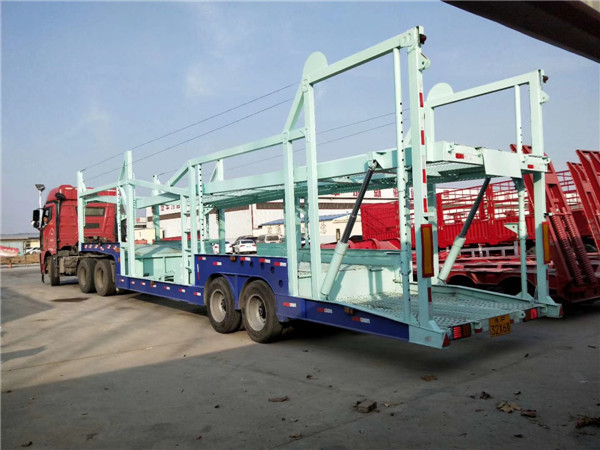 车辆运输半挂车