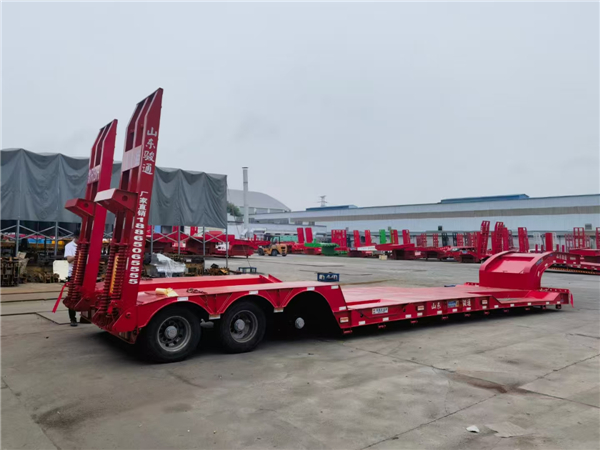 矿卡车专用低平板运输车